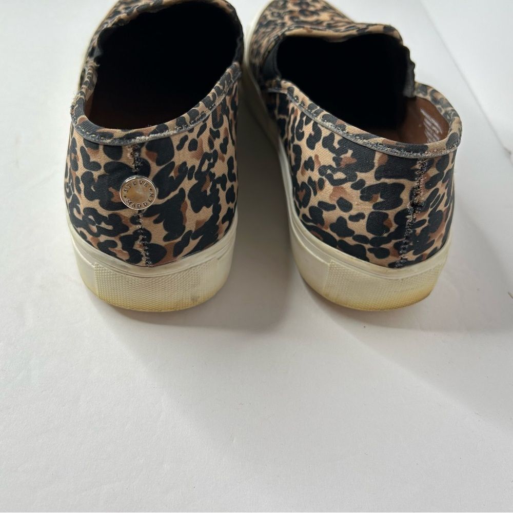 Steve Madden Cheetah Leopard Print Slip On Shoes … - image 5
